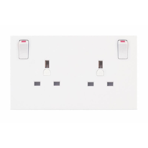 13A 1 to 2 Gang Switched Converter Socket White