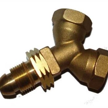 Y POL CONNECTOR