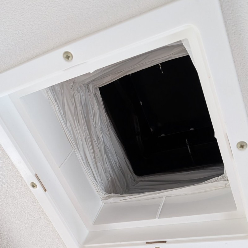 CEILING VENT AND FRAME FOR 170 x 170 ROOF VENT